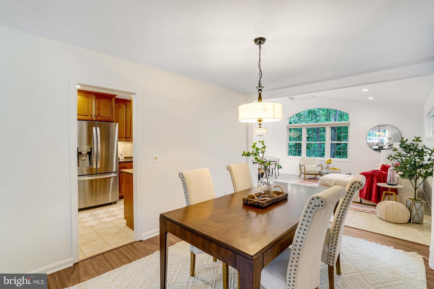 8606 FALKSTONE LN, ALEXANDRIA, Virginia 22309, 4 Bedrooms Bedrooms, 12 Rooms Rooms,3 BathroomsBathrooms,Residential,For sale,8606 FALKSTONE LN,VAFX2254720 MLS # VAFX2254720