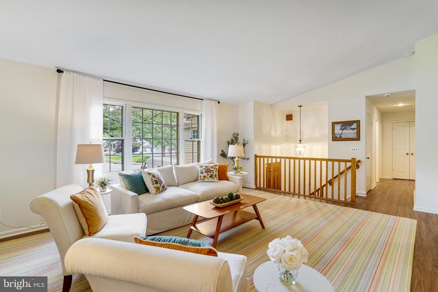 8606 FALKSTONE LN, ALEXANDRIA, Virginia 22309, 4 Bedrooms Bedrooms, 12 Rooms Rooms,3 BathroomsBathrooms,Residential,For sale,8606 FALKSTONE LN,VAFX2254720 MLS # VAFX2254720