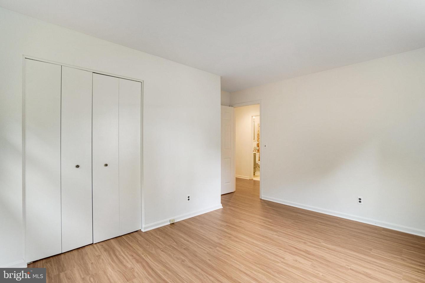 8606 FALKSTONE LN, ALEXANDRIA, Virginia 22309, 4 Bedrooms Bedrooms, 12 Rooms Rooms,3 BathroomsBathrooms,Residential,For sale,8606 FALKSTONE LN,VAFX2254720 MLS # VAFX2254720