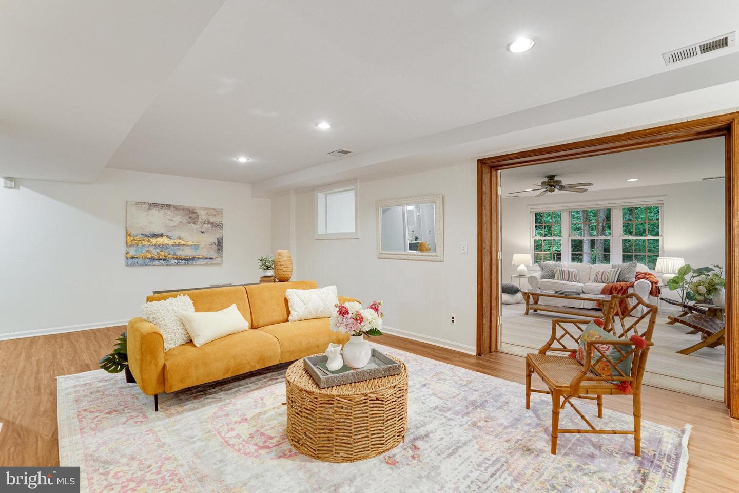8606 FALKSTONE LN, ALEXANDRIA, Virginia 22309, 4 Bedrooms Bedrooms, 12 Rooms Rooms,3 BathroomsBathrooms,Residential,For sale,8606 FALKSTONE LN,VAFX2254720 MLS # VAFX2254720