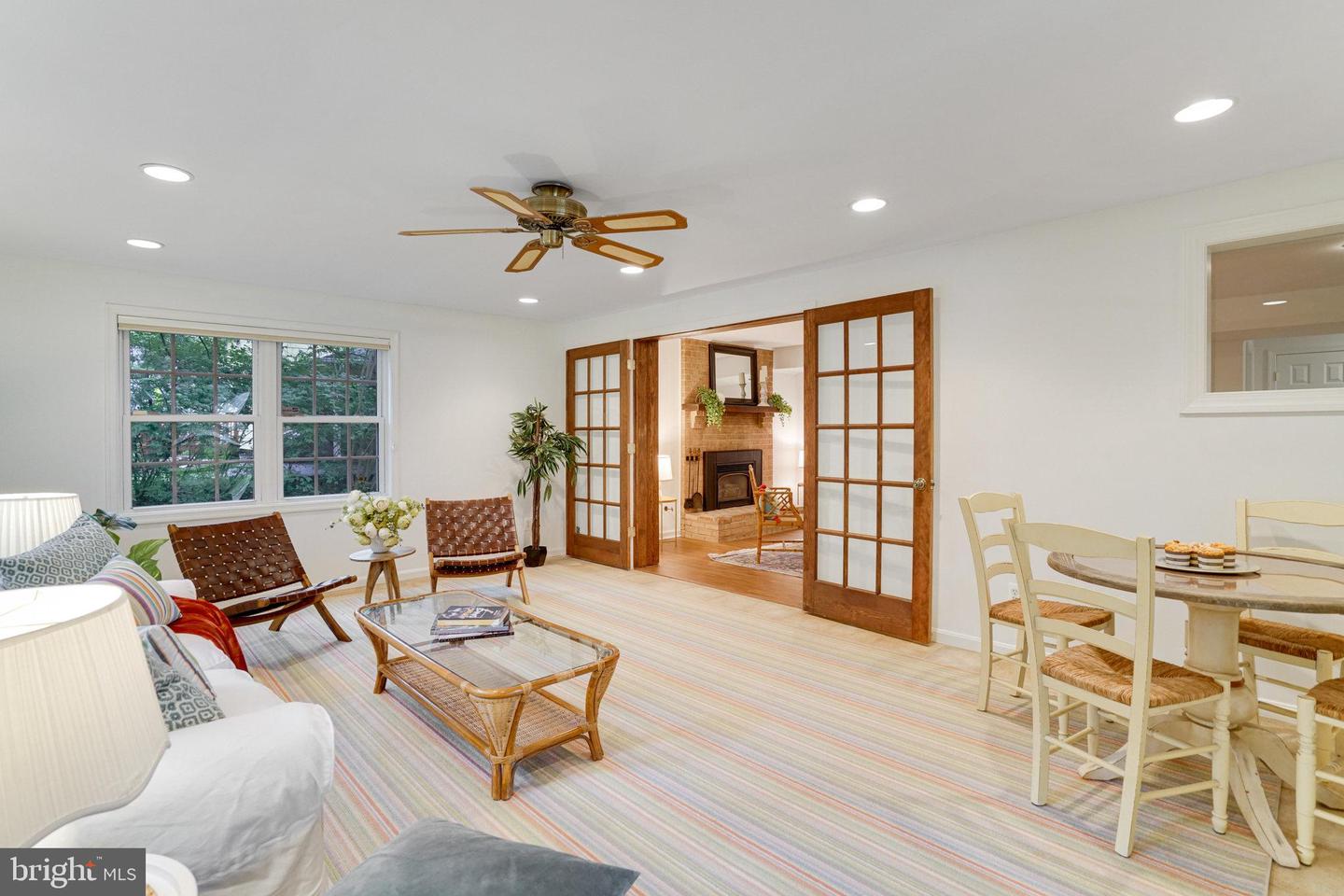 8606 FALKSTONE LN, ALEXANDRIA, Virginia 22309, 4 Bedrooms Bedrooms, 12 Rooms Rooms,3 BathroomsBathrooms,Residential,For sale,8606 FALKSTONE LN,VAFX2254720 MLS # VAFX2254720