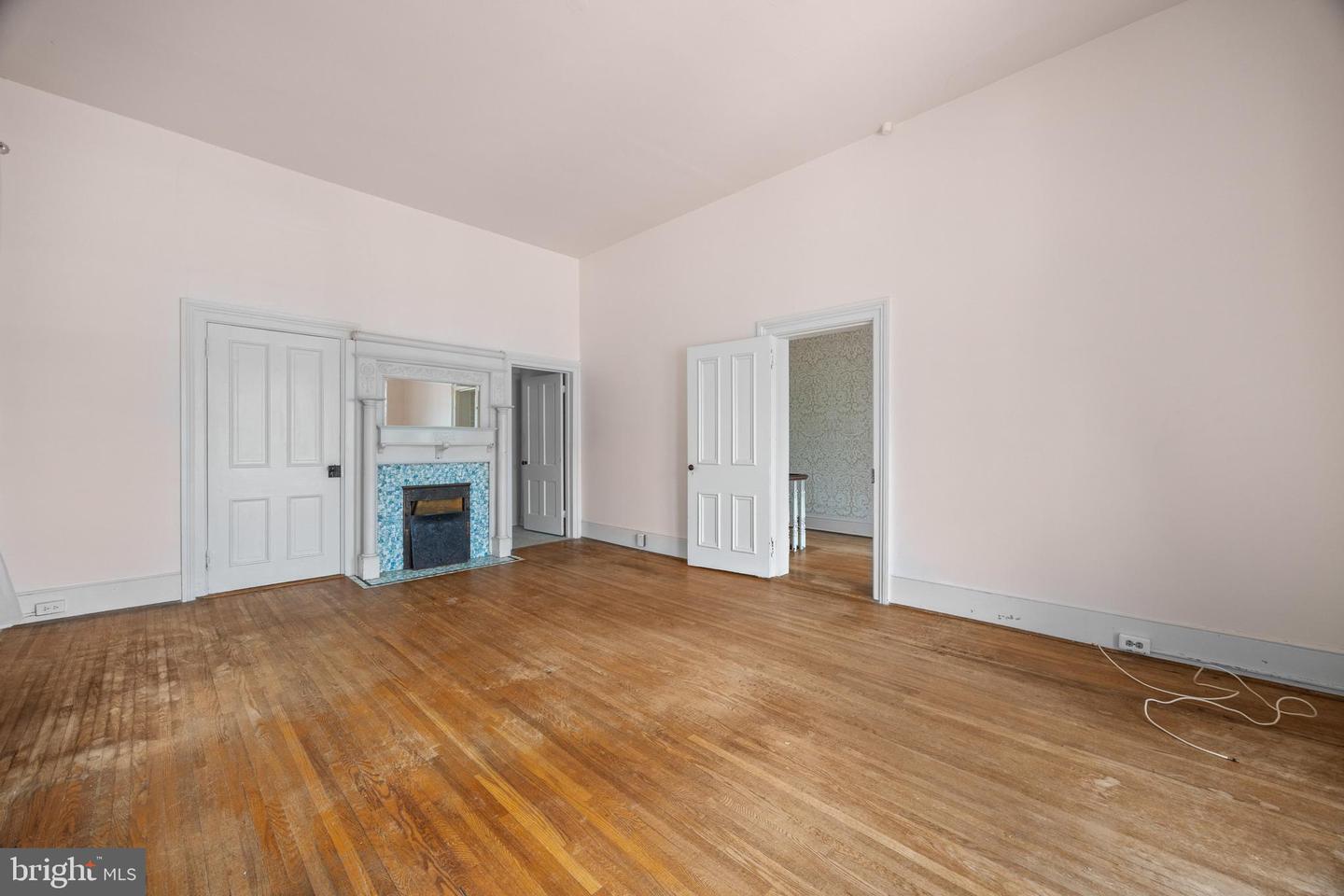 133 S MUHLENBERG ST, WOODSTOCK, Virginia 22664, 5 Bedrooms Bedrooms, ,3 BathroomsBathrooms,Residential,For sale,133 S MUHLENBERG ST,VASH2011972 MLS # VASH2011972