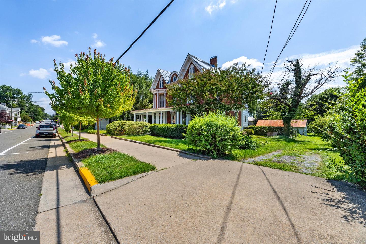 133 S MUHLENBERG ST, WOODSTOCK, Virginia 22664, 5 Bedrooms Bedrooms, ,3 BathroomsBathrooms,Residential,For sale,133 S MUHLENBERG ST,VASH2011972 MLS # VASH2011972