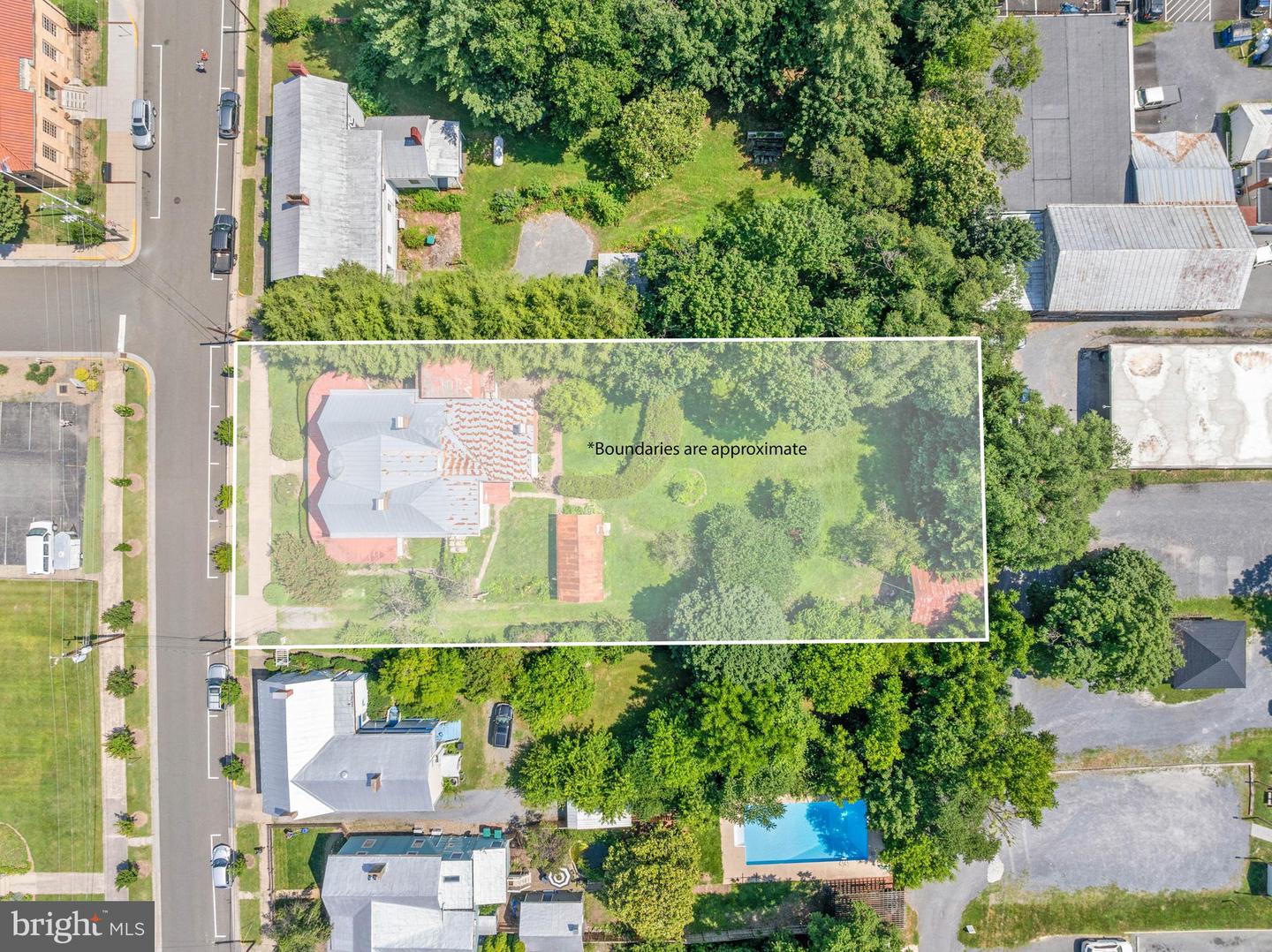 133 S MUHLENBERG ST, WOODSTOCK, Virginia 22664, 5 Bedrooms Bedrooms, ,3 BathroomsBathrooms,Residential,For sale,133 S MUHLENBERG ST,VASH2011972 MLS # VASH2011972