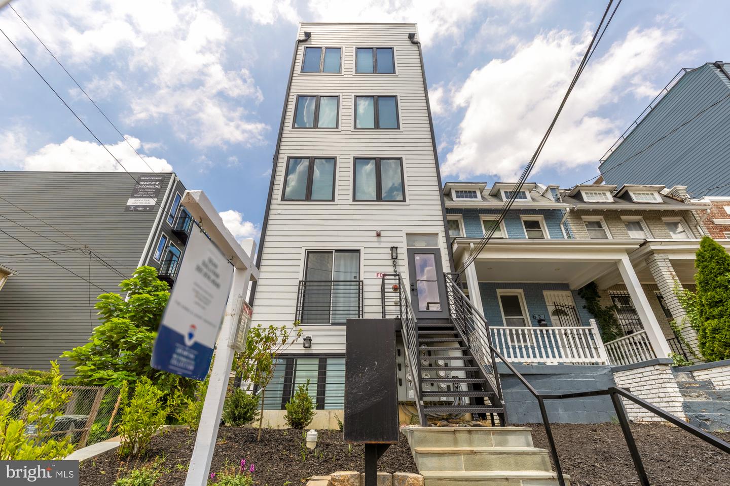 623 KENNEDY ST NW #10, WASHINGTON, District Of Columbia 20011, 2 Bedrooms Bedrooms, ,2 BathroomsBathrooms,Residential,For sale,623 KENNEDY ST NW #10,DCDC2209822 MLS # DCDC2209822