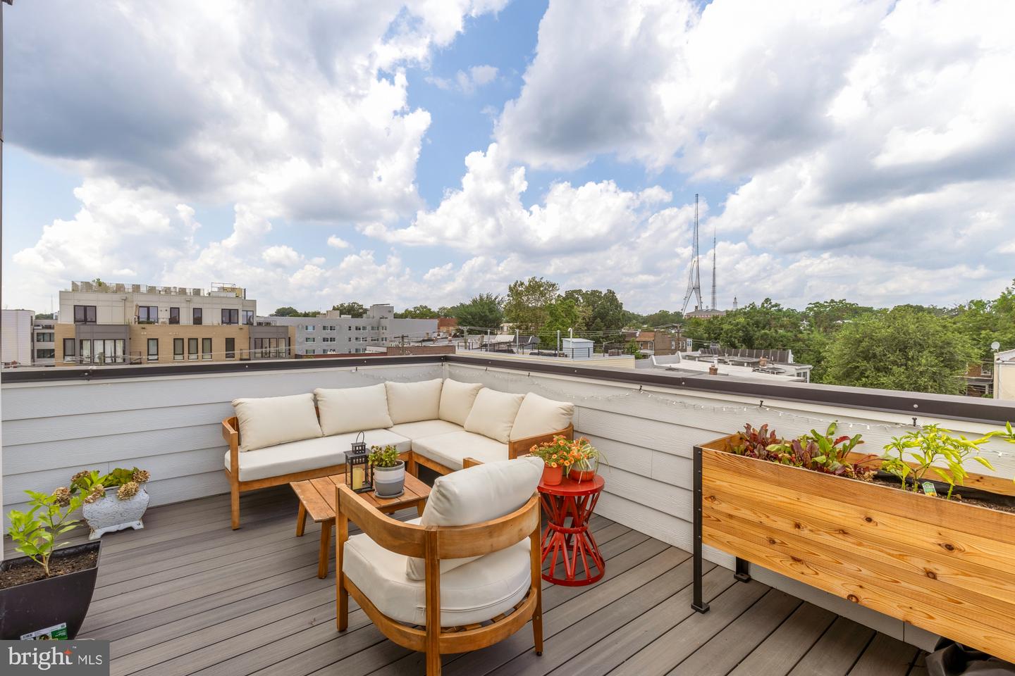 623 KENNEDY ST NW #10, WASHINGTON, District Of Columbia 20011, 2 Bedrooms Bedrooms, ,2 BathroomsBathrooms,Residential,For sale,623 KENNEDY ST NW #10,DCDC2209822 MLS # DCDC2209822