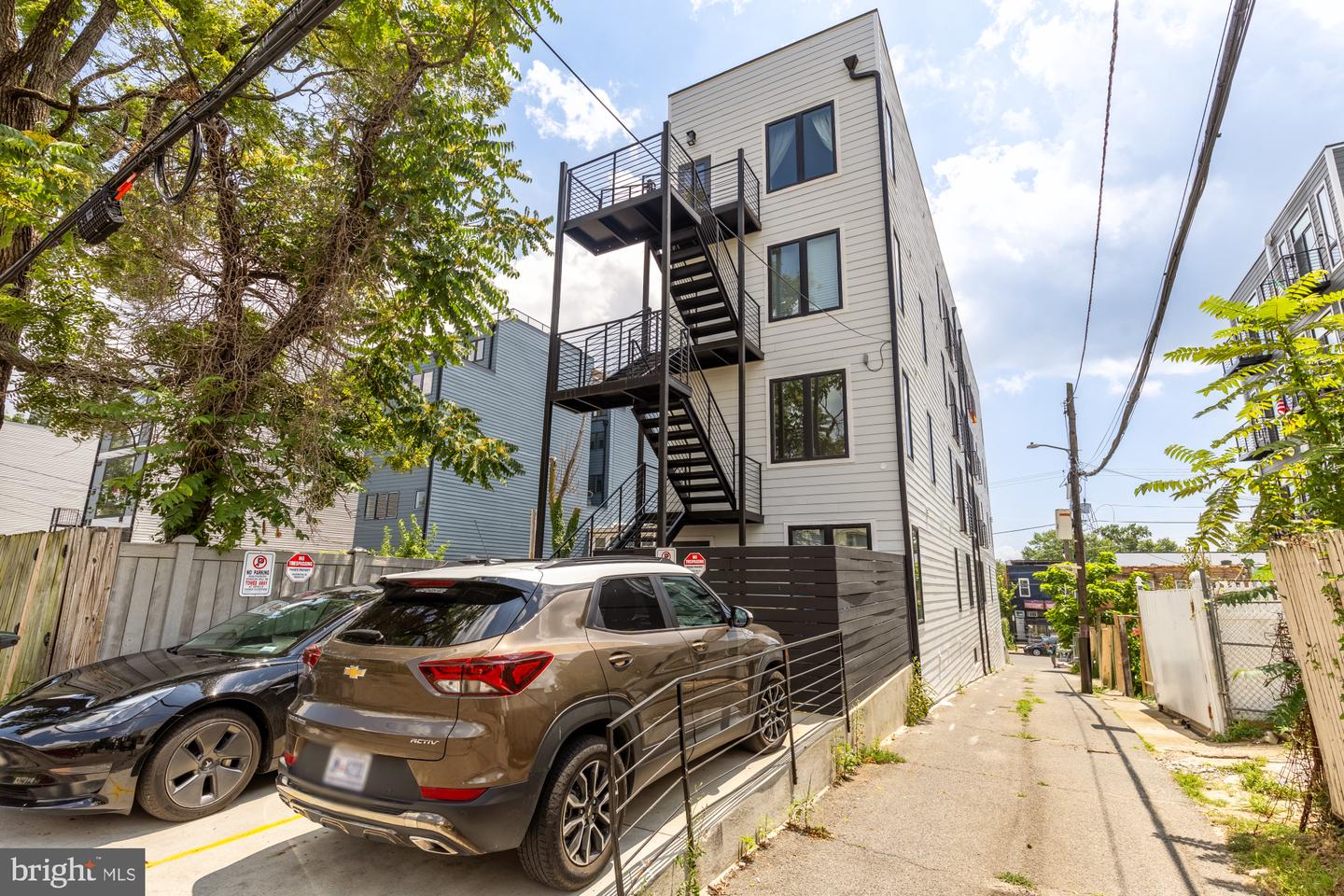 623 KENNEDY ST NW #10, WASHINGTON, District Of Columbia 20011, 2 Bedrooms Bedrooms, ,2 BathroomsBathrooms,Residential,For sale,623 KENNEDY ST NW #10,DCDC2209822 MLS # DCDC2209822