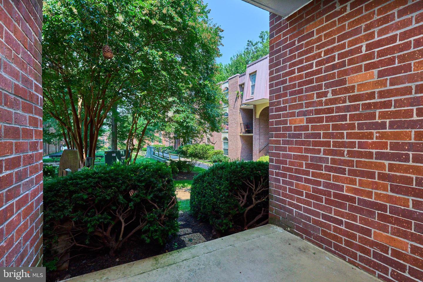 8302 TOBIN RD #11, ANNANDALE, Virginia 22003, 1 Bedroom Bedrooms, ,1 BathroomBathrooms,Residential,For sale,8302 TOBIN RD #11,VAFX2254934 MLS # VAFX2254934