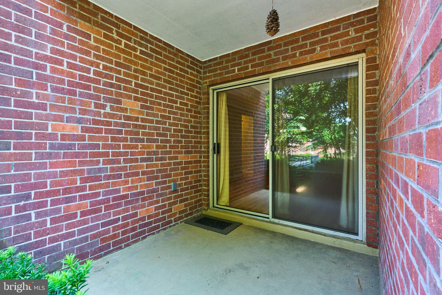 8302 TOBIN RD #11, ANNANDALE, Virginia 22003, 1 Bedroom Bedrooms, ,1 BathroomBathrooms,Residential,For sale,8302 TOBIN RD #11,VAFX2254934 MLS # VAFX2254934