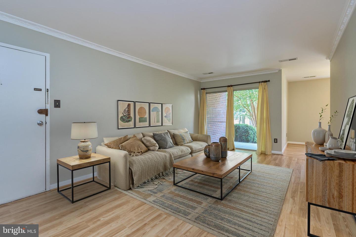 8302 TOBIN RD #11, ANNANDALE, Virginia 22003, 1 Bedroom Bedrooms, ,1 BathroomBathrooms,Residential,For sale,8302 TOBIN RD #11,VAFX2254934 MLS # VAFX2254934