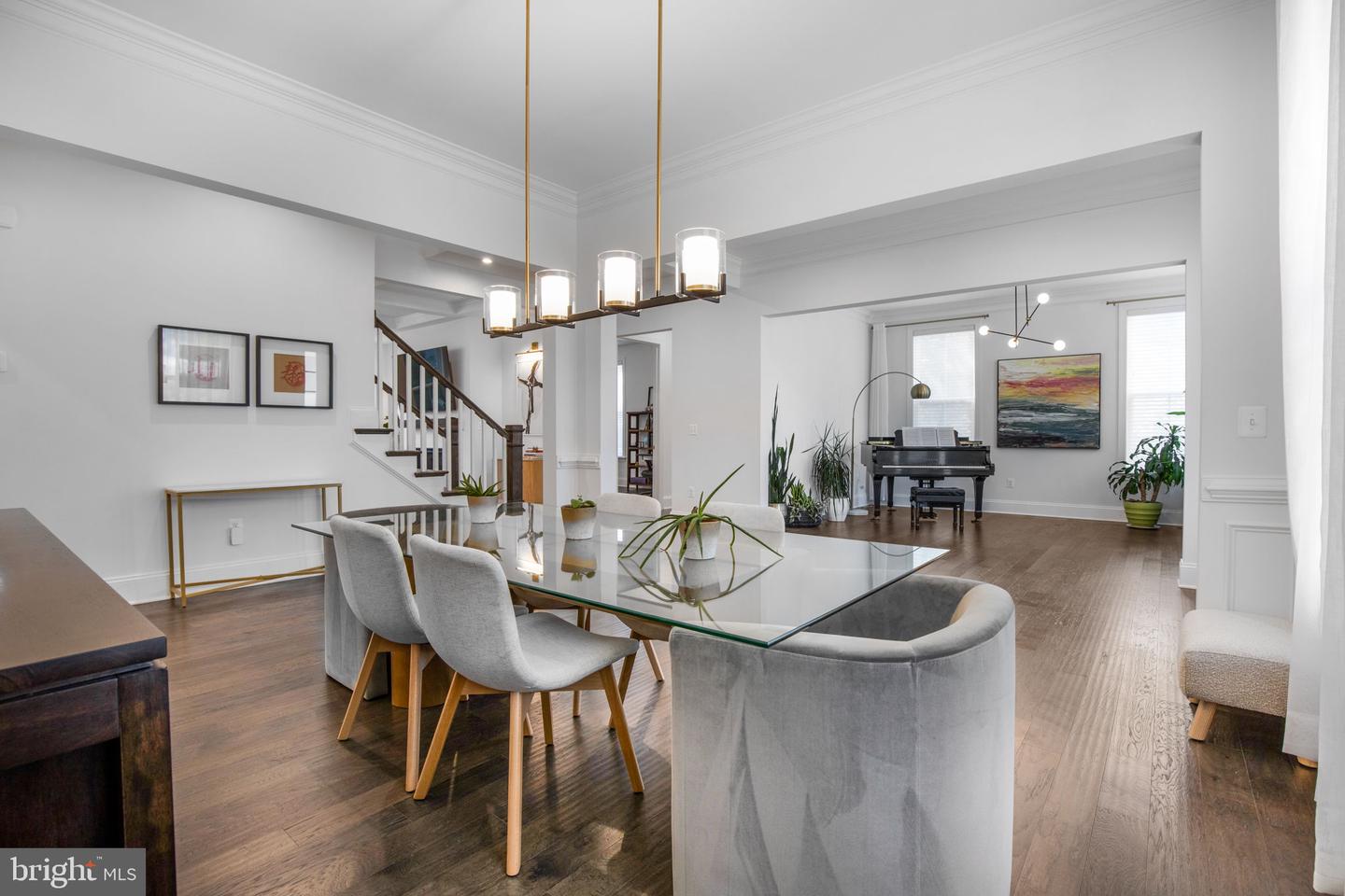 1931 HILEMAN RD, FALLS CHURCH, Virginia 22043, 6 Bedrooms Bedrooms, ,5 BathroomsBathrooms,Residential,For sale,1931 HILEMAN RD,VAFX2254778 MLS # VAFX2254778