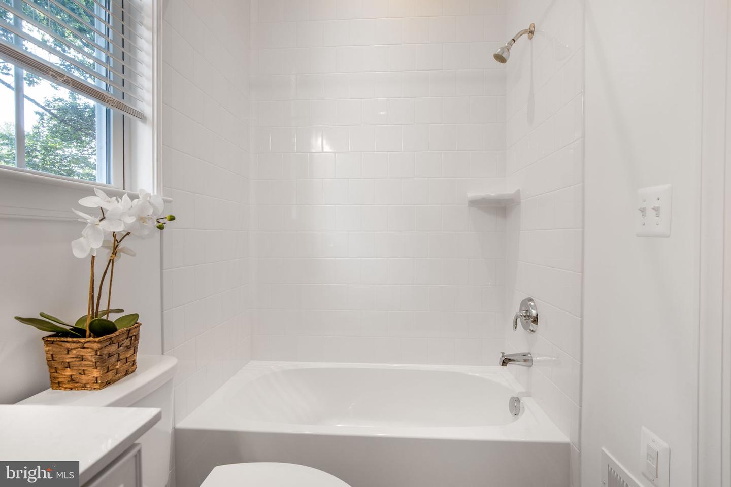 1931 HILEMAN RD, FALLS CHURCH, Virginia 22043, 6 Bedrooms Bedrooms, ,5 BathroomsBathrooms,Residential,For sale,1931 HILEMAN RD,VAFX2254778 MLS # VAFX2254778