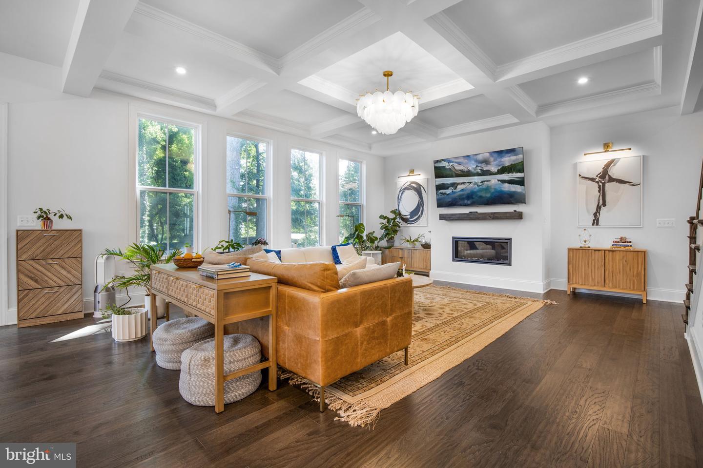 1931 HILEMAN RD, FALLS CHURCH, Virginia 22043, 6 Bedrooms Bedrooms, ,5 BathroomsBathrooms,Residential,For sale,1931 HILEMAN RD,VAFX2254778 MLS # VAFX2254778