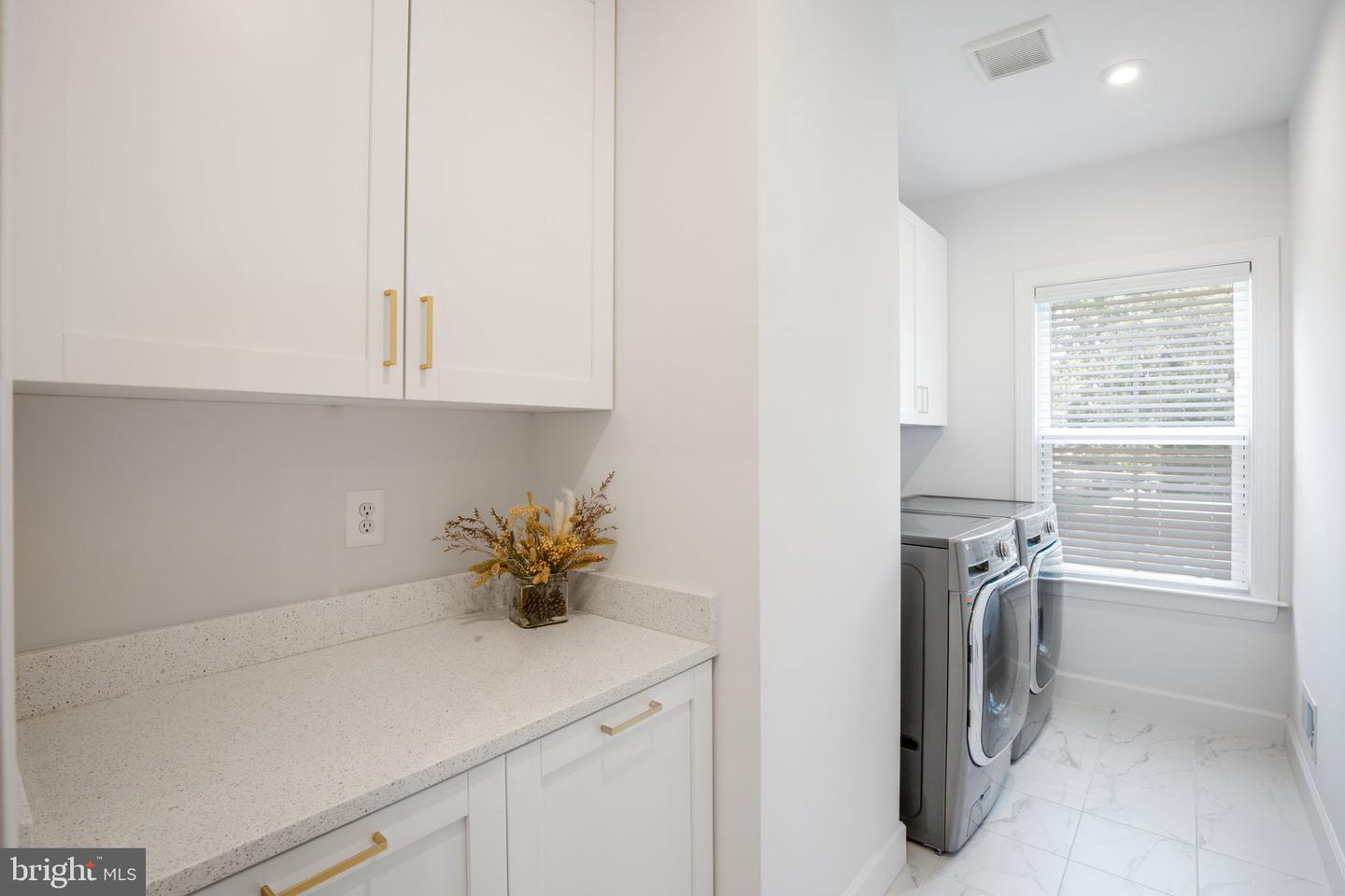 1931 HILEMAN RD, FALLS CHURCH, Virginia 22043, 6 Bedrooms Bedrooms, ,5 BathroomsBathrooms,Residential,For sale,1931 HILEMAN RD,VAFX2254778 MLS # VAFX2254778