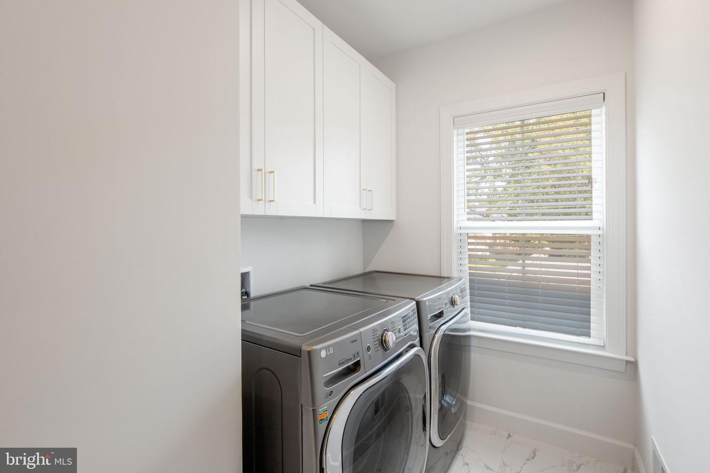 1931 HILEMAN RD, FALLS CHURCH, Virginia 22043, 6 Bedrooms Bedrooms, ,5 BathroomsBathrooms,Residential,For sale,1931 HILEMAN RD,VAFX2254778 MLS # VAFX2254778