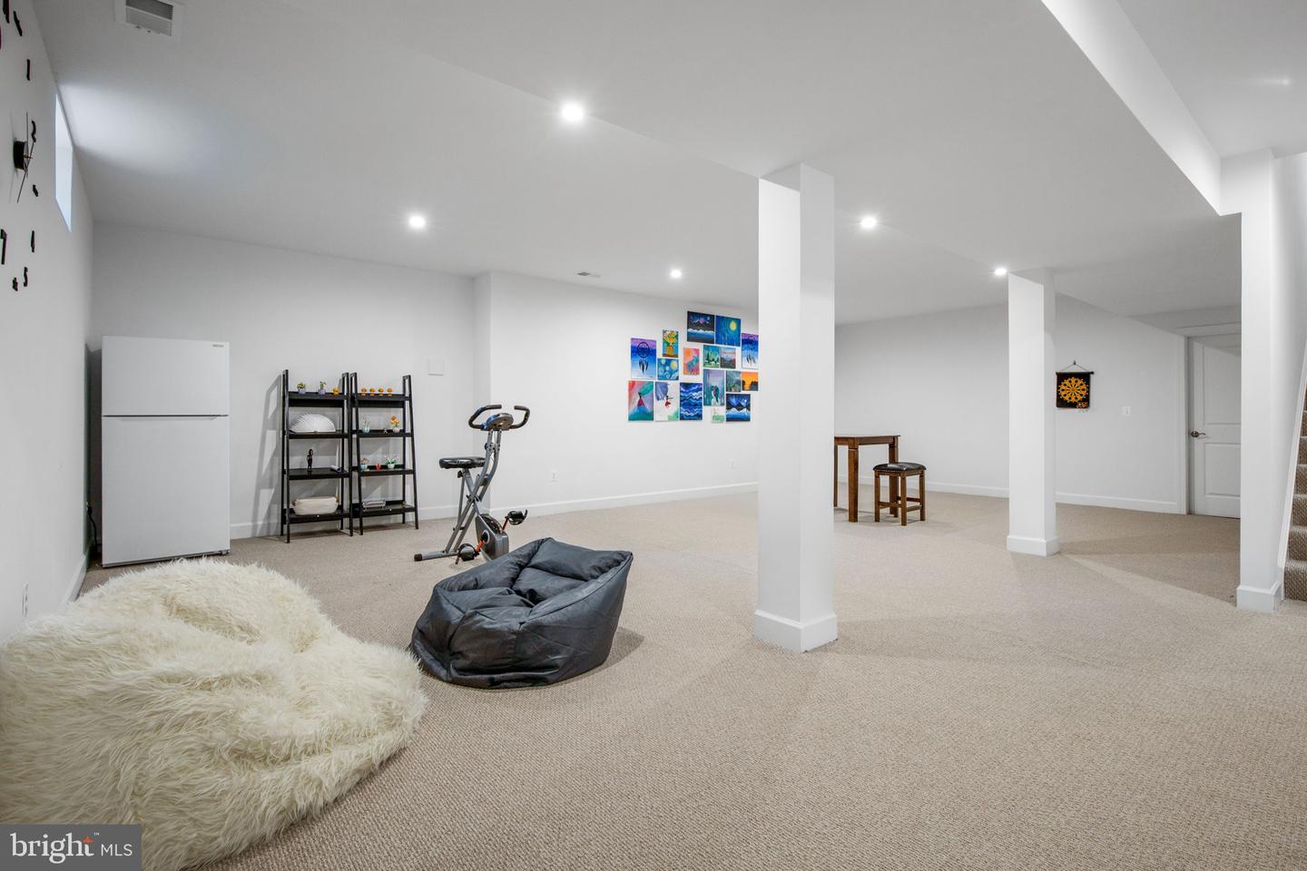 1931 HILEMAN RD, FALLS CHURCH, Virginia 22043, 6 Bedrooms Bedrooms, ,5 BathroomsBathrooms,Residential,For sale,1931 HILEMAN RD,VAFX2254778 MLS # VAFX2254778