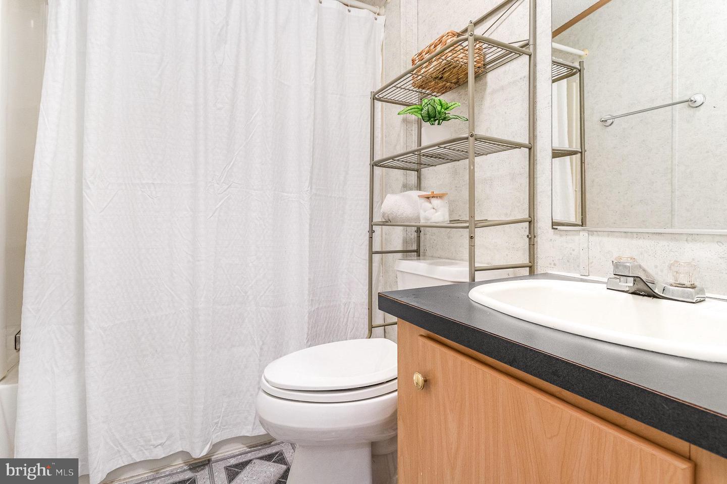 6437 SUNSET RD, SPOTSYLVANIA, Virginia 22551, 3 Bedrooms Bedrooms, ,2 BathroomsBathrooms,Residential,For sale,6437 SUNSET RD,VASP2034610 MLS # VASP2034610