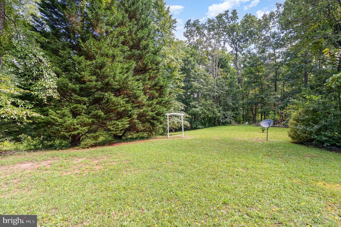 6437 SUNSET RD, SPOTSYLVANIA, Virginia 22551, 3 Bedrooms Bedrooms, ,2 BathroomsBathrooms,Residential,For sale,6437 SUNSET RD,VASP2034610 MLS # VASP2034610