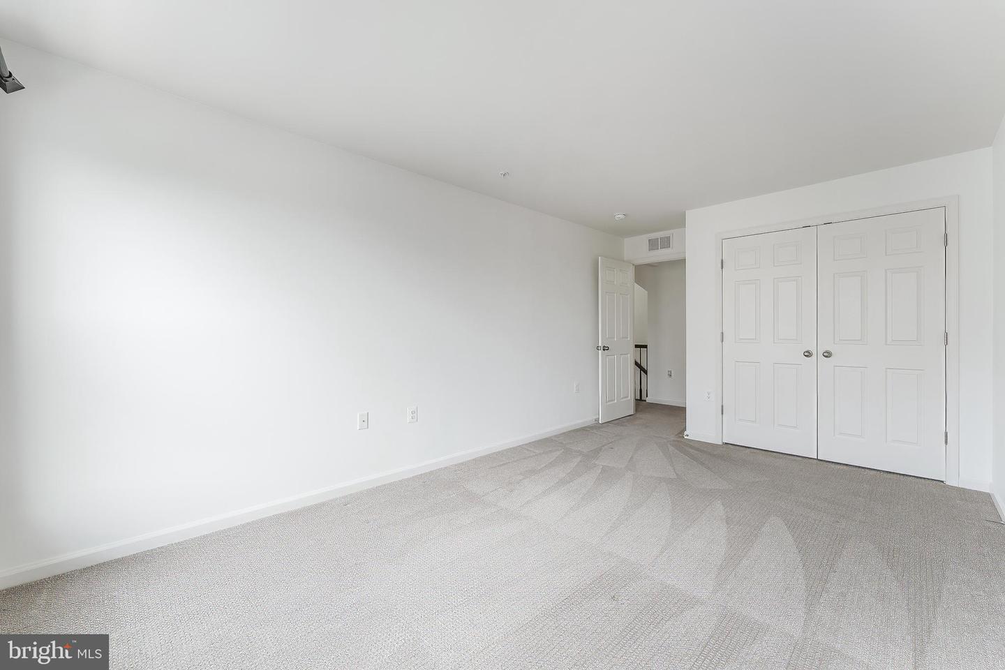 42175 CANARY GRASS SQ, ALDIE, Virginia 20105, 3 Bedrooms Bedrooms, ,2 BathroomsBathrooms,Residential,For sale,42175 CANARY GRASS SQ,VALO2101716 MLS # VALO2101716