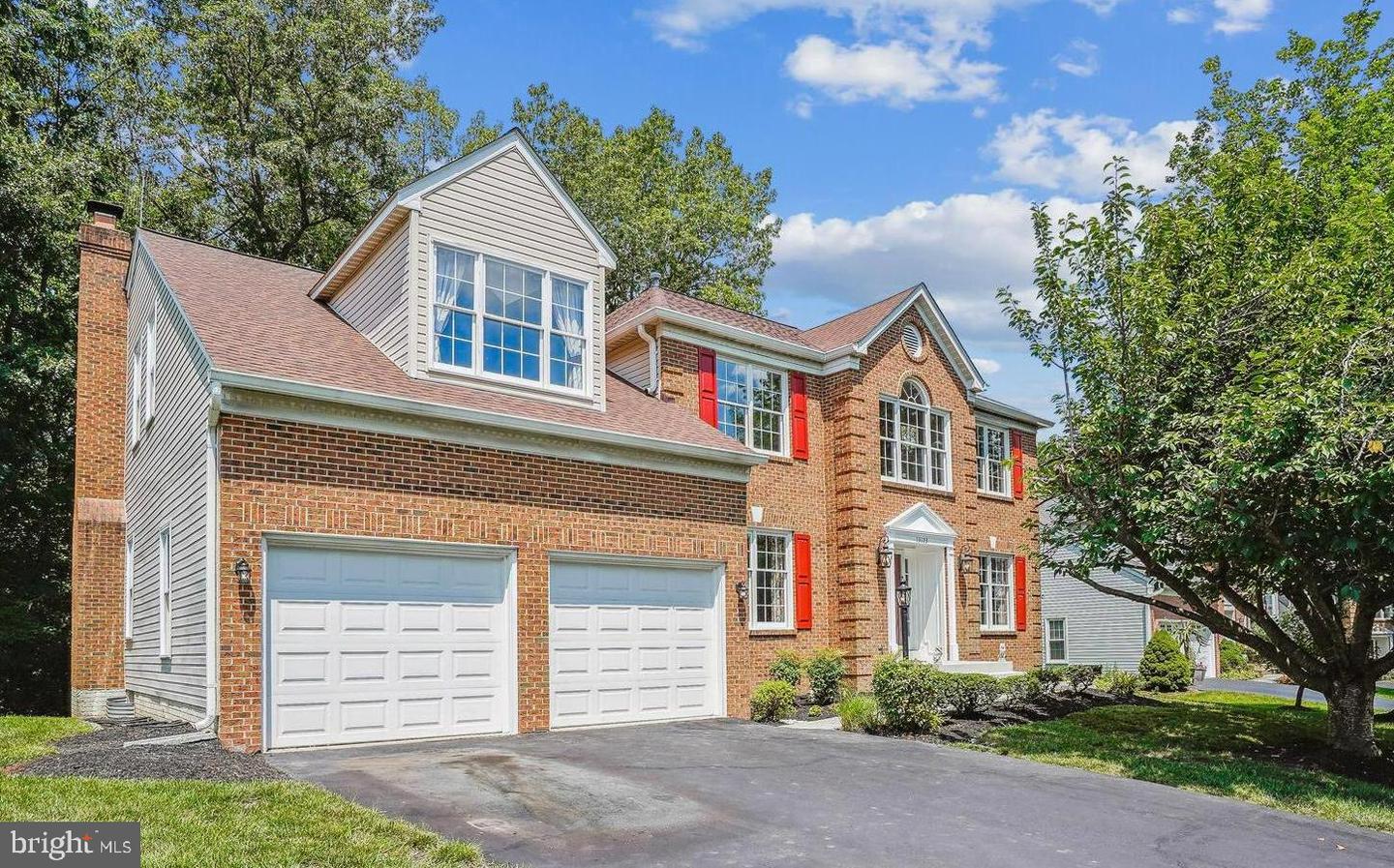 13123 WILLOW EDGE CT, CLIFTON, Virginia 20124, 5 Bedrooms Bedrooms, ,4 BathroomsBathrooms,Residential,For sale,13123 WILLOW EDGE CT,VAFX2254742 MLS # VAFX2254742