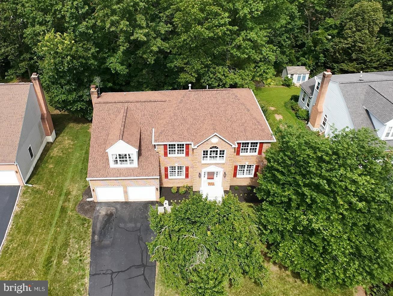 13123 WILLOW EDGE CT, CLIFTON, Virginia 20124, 5 Bedrooms Bedrooms, ,4 BathroomsBathrooms,Residential,For sale,13123 WILLOW EDGE CT,VAFX2254742 MLS # VAFX2254742