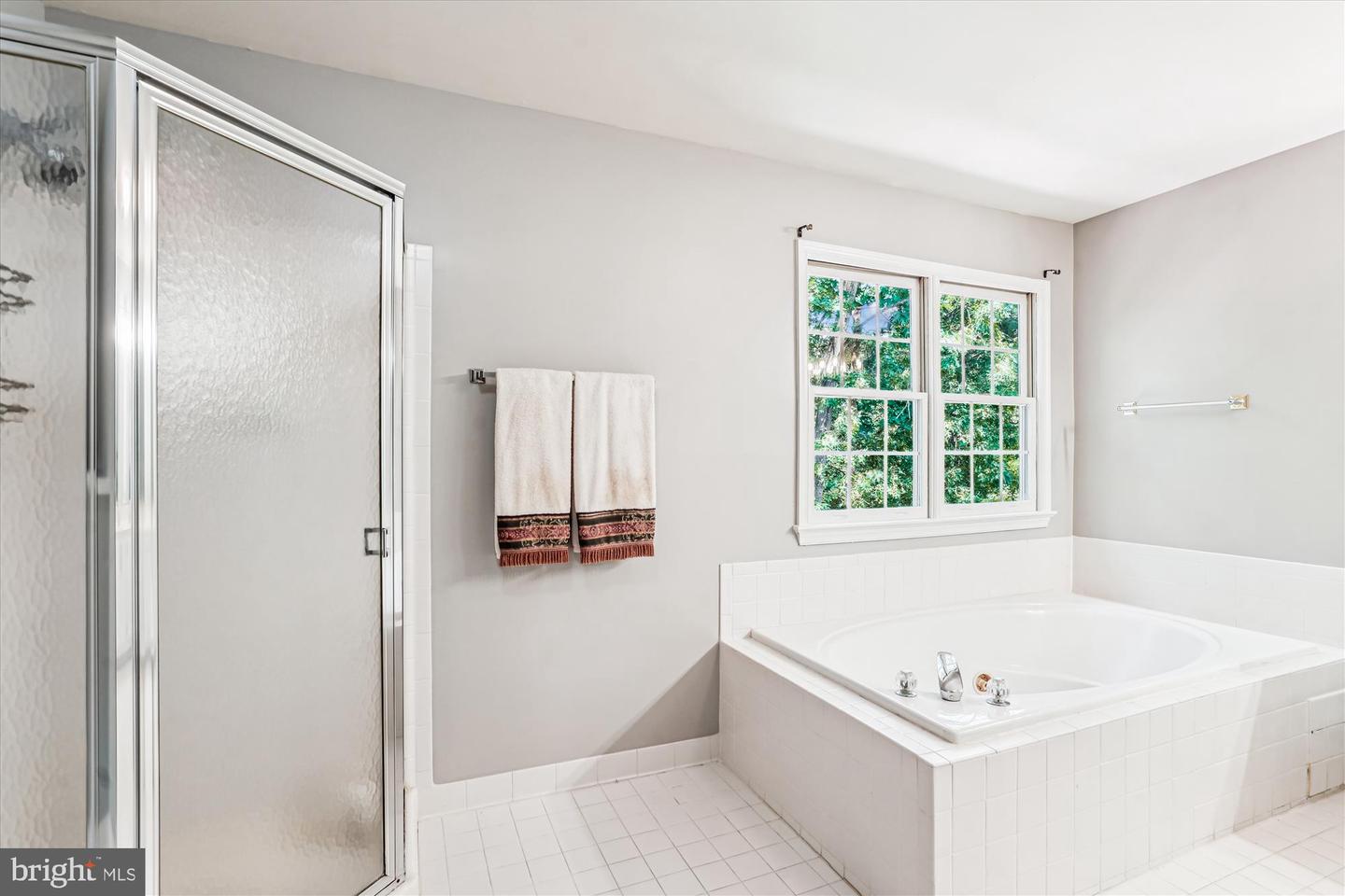 13123 WILLOW EDGE CT, CLIFTON, Virginia 20124, 5 Bedrooms Bedrooms, ,4 BathroomsBathrooms,Residential,For sale,13123 WILLOW EDGE CT,VAFX2254742 MLS # VAFX2254742