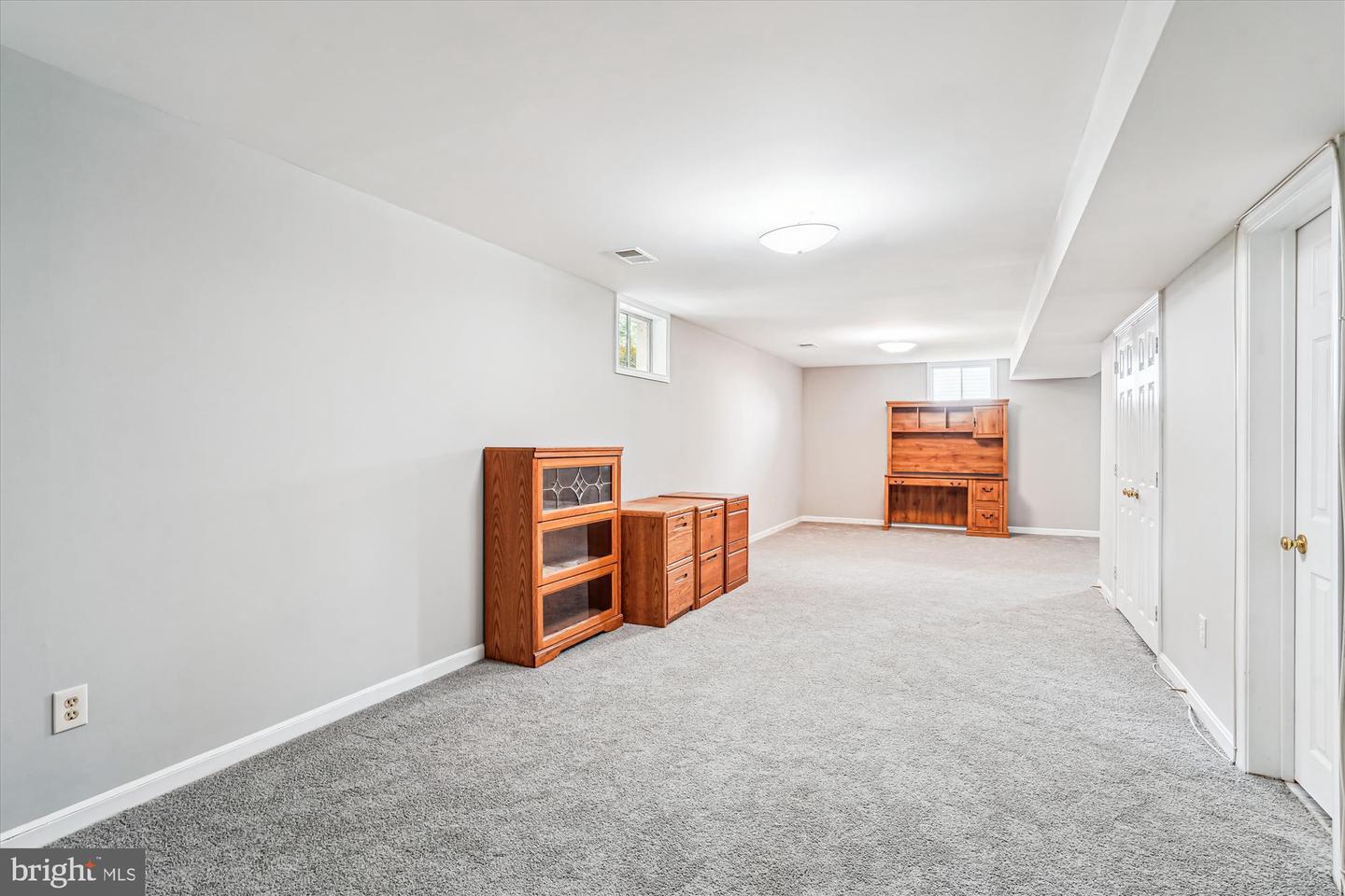 13123 WILLOW EDGE CT, CLIFTON, Virginia 20124, 5 Bedrooms Bedrooms, ,4 BathroomsBathrooms,Residential,For sale,13123 WILLOW EDGE CT,VAFX2254742 MLS # VAFX2254742