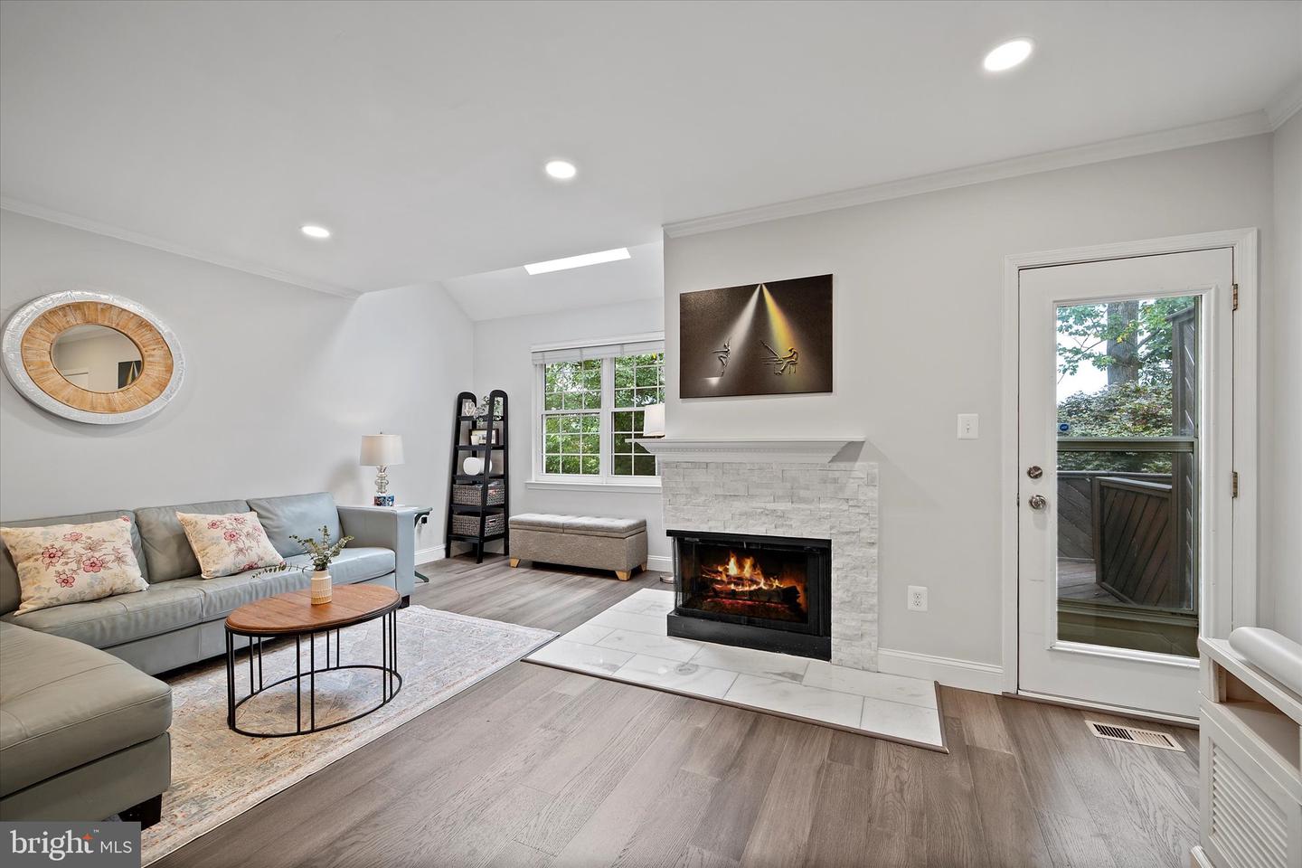 2155 DOMINION WAY, FALLS CHURCH, Virginia 22043, 3 Bedrooms Bedrooms, ,2 BathroomsBathrooms,Residential,For sale,2155 DOMINION WAY,VAFX2254746 MLS # VAFX2254746