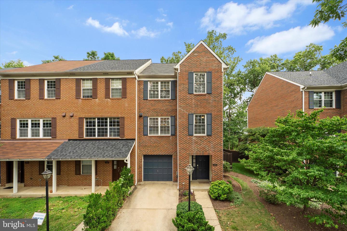 2155 DOMINION WAY, FALLS CHURCH, Virginia 22043, 3 Bedrooms Bedrooms, ,2 BathroomsBathrooms,Residential,For sale,2155 DOMINION WAY,VAFX2254746 MLS # VAFX2254746