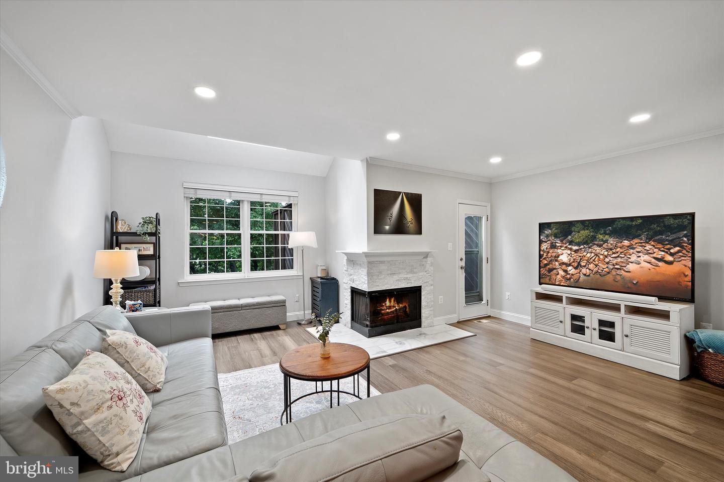 2155 DOMINION WAY, FALLS CHURCH, Virginia 22043, 3 Bedrooms Bedrooms, ,2 BathroomsBathrooms,Residential,For sale,2155 DOMINION WAY,VAFX2254746 MLS # VAFX2254746