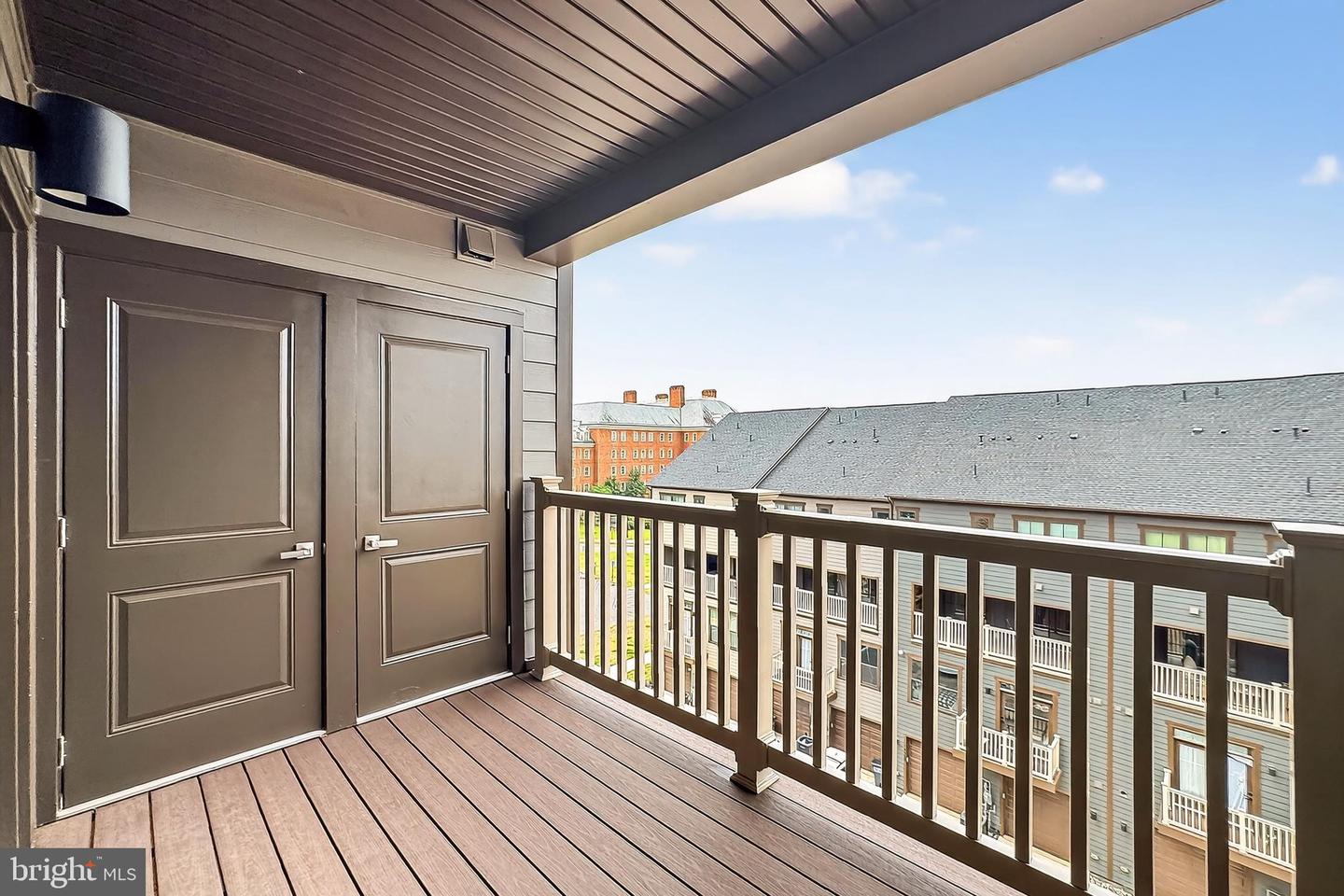 4395 PEACH LILY LN #326, CHANTILLY, Virginia 20151, 2 Bedrooms Bedrooms, ,2 BathroomsBathrooms,Residential,For sale,4395 PEACH LILY LN #326,VAFX2254922 MLS # VAFX2254922