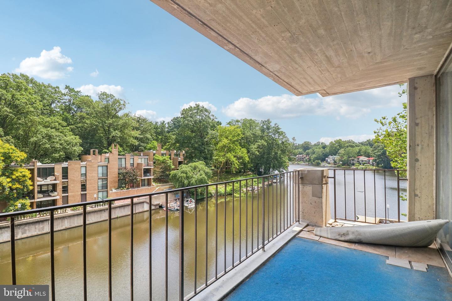 11400 WASHINGTON PLZ #301, RESTON, Virginia 20190, ,1 BathroomBathrooms,Residential,For sale,11400 WASHINGTON PLZ #301,VAFX2254726 MLS # VAFX2254726