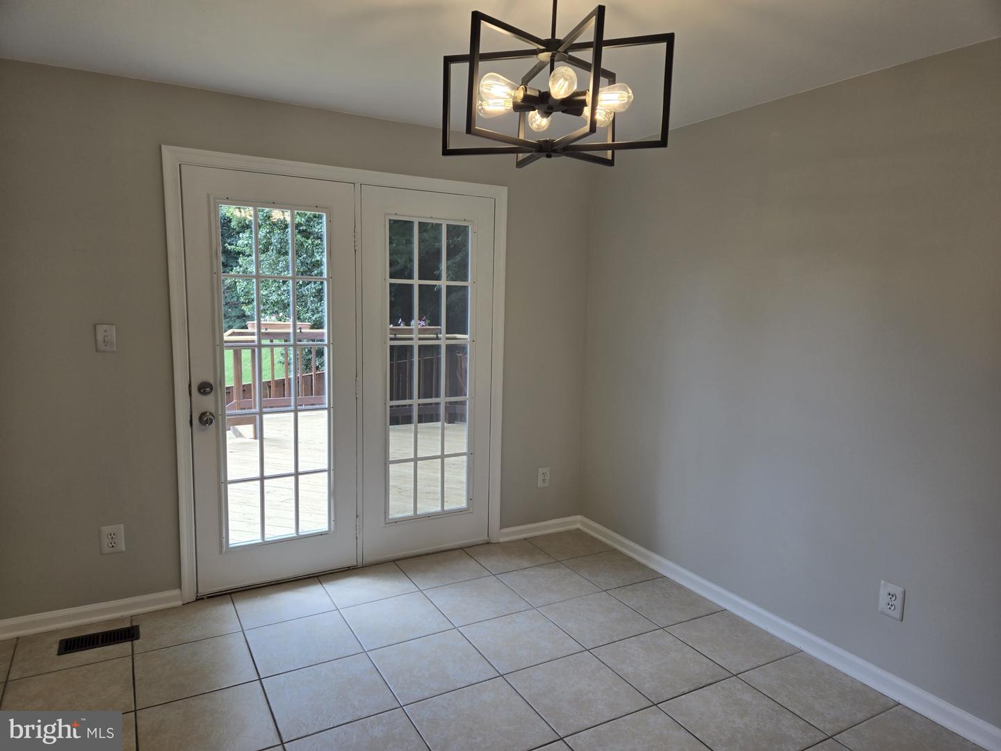 12804 EVANSPORT PL, WOODBRIDGE, Virginia 22192, 3 Bedrooms Bedrooms, ,2 BathroomsBathrooms,Residential,For sale,12804 EVANSPORT PL,VAPW2099012 MLS # VAPW2099012