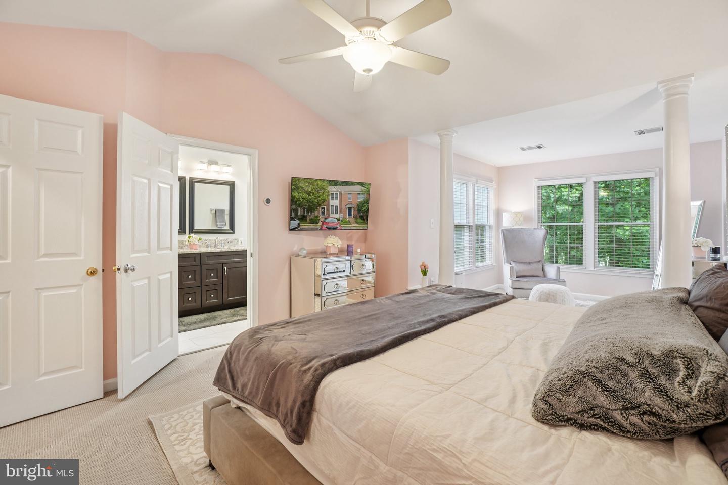 11742 VALLEY RIDGE CIR, FAIRFAX, Virginia 22033, 3 Bedrooms Bedrooms, ,3 BathroomsBathrooms,Residential,For sale,11742 VALLEY RIDGE CIR,VAFX2254796 MLS # VAFX2254796