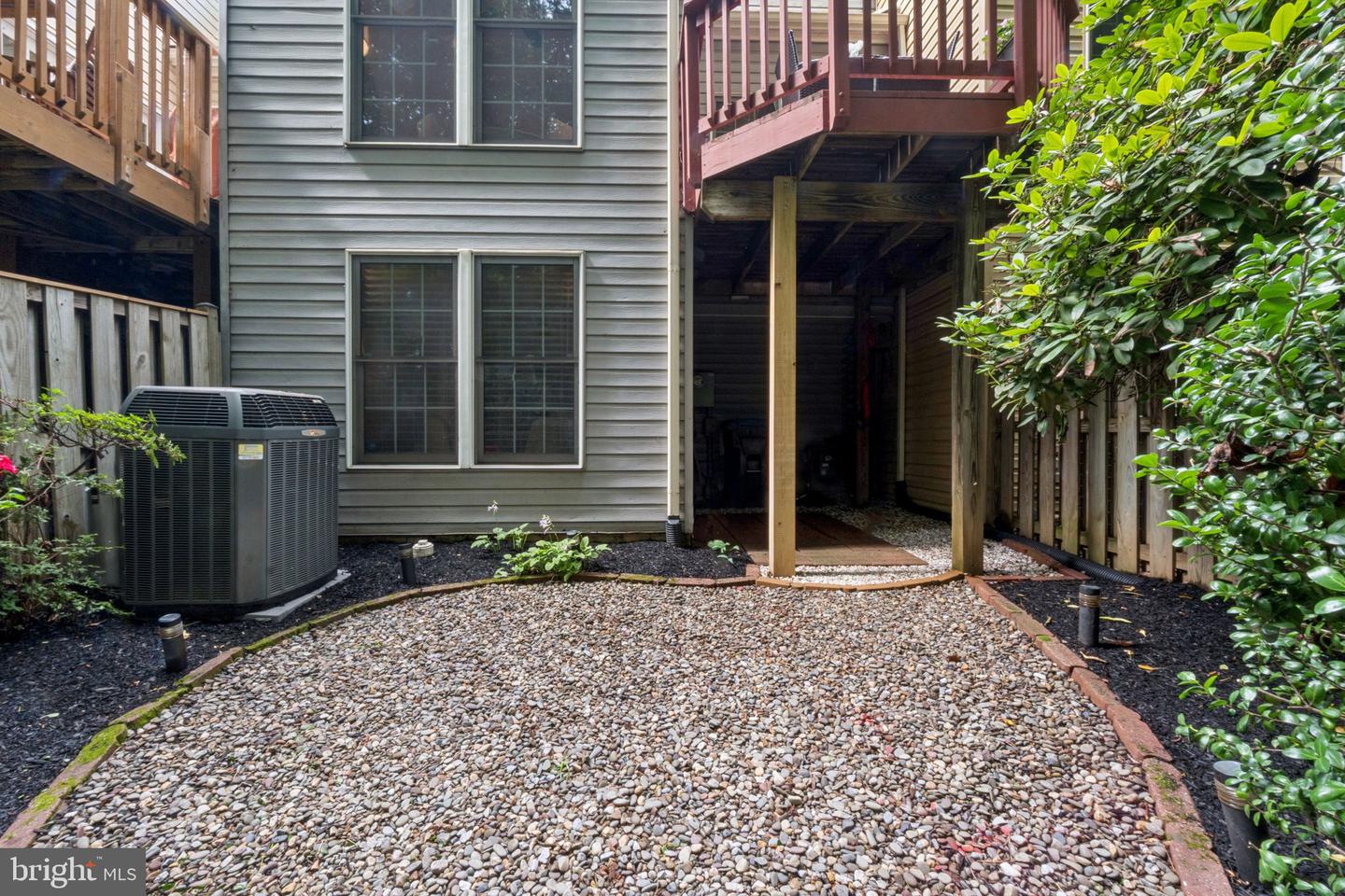 11742 VALLEY RIDGE CIR, FAIRFAX, Virginia 22033, 3 Bedrooms Bedrooms, ,3 BathroomsBathrooms,Residential,For sale,11742 VALLEY RIDGE CIR,VAFX2254796 MLS # VAFX2254796