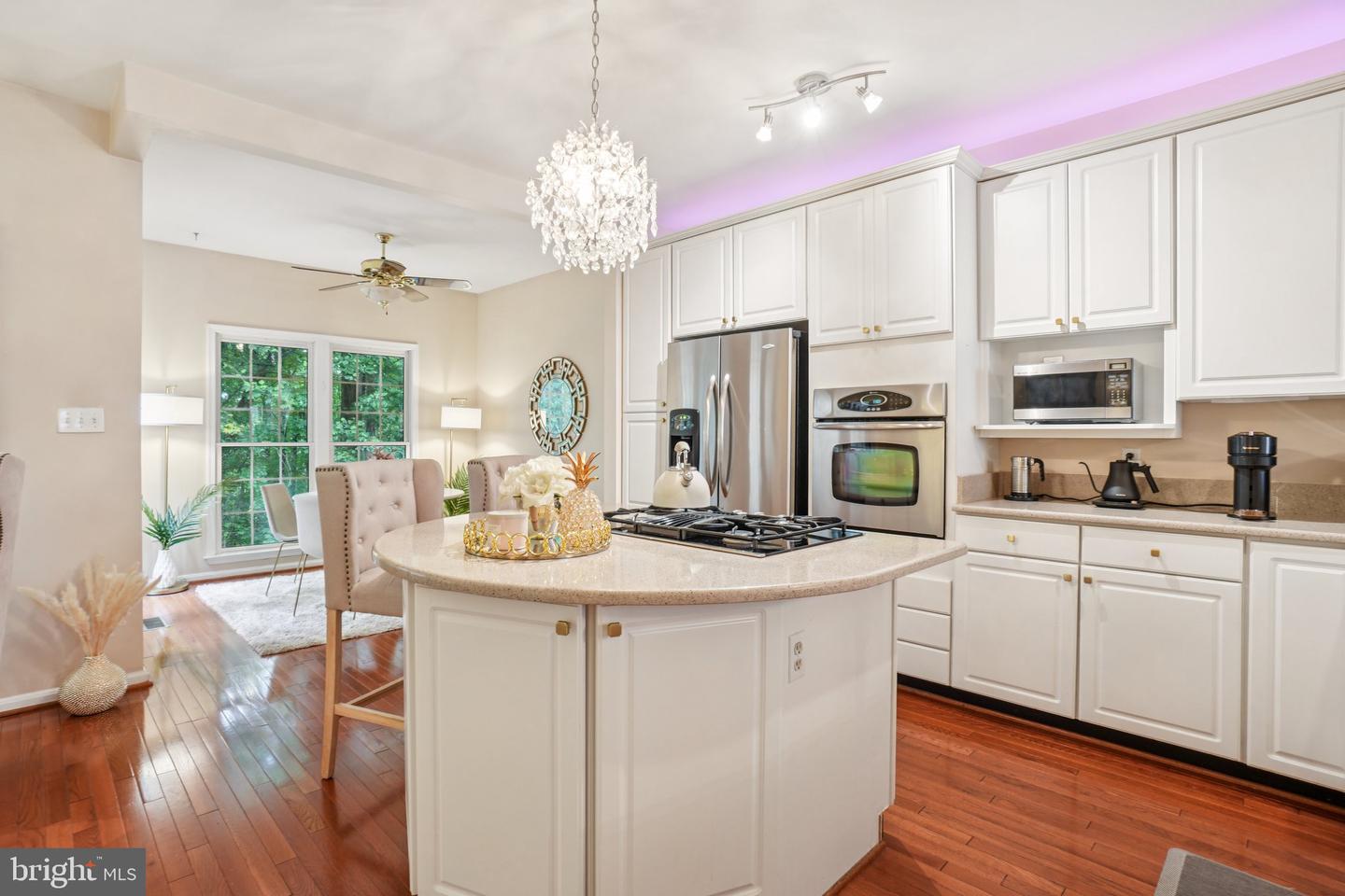 11742 VALLEY RIDGE CIR, FAIRFAX, Virginia 22033, 3 Bedrooms Bedrooms, ,3 BathroomsBathrooms,Residential,For sale,11742 VALLEY RIDGE CIR,VAFX2254796 MLS # VAFX2254796