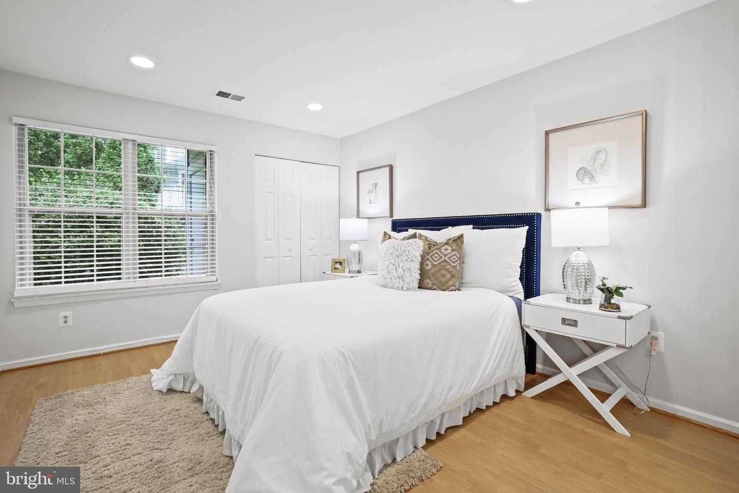 2841 YARLING CT #2841, FALLS CHURCH, Virginia 22042, 2 Bedrooms Bedrooms, ,1 BathroomBathrooms,Residential,For sale,2841 YARLING CT #2841,VAFX2254940 MLS # VAFX2254940