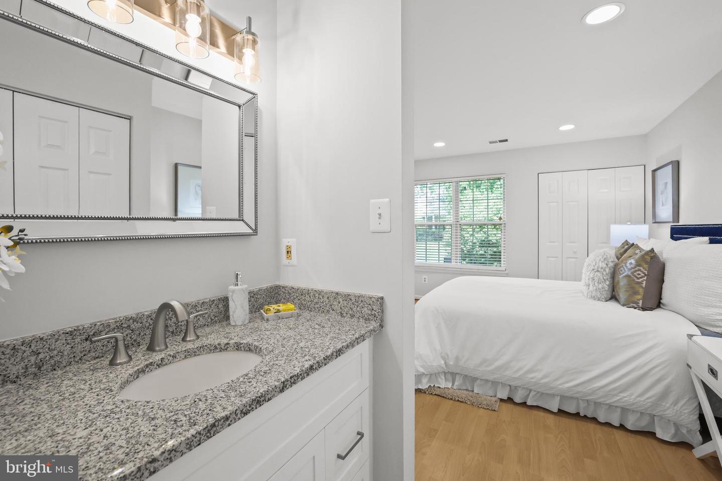 2841 YARLING CT #2841, FALLS CHURCH, Virginia 22042, 2 Bedrooms Bedrooms, ,1 BathroomBathrooms,Residential,For sale,2841 YARLING CT #2841,VAFX2254940 MLS # VAFX2254940