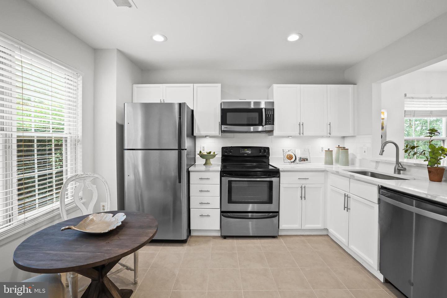 2841 YARLING CT #2841, FALLS CHURCH, Virginia 22042, 2 Bedrooms Bedrooms, ,1 BathroomBathrooms,Residential,For sale,2841 YARLING CT #2841,VAFX2254940 MLS # VAFX2254940