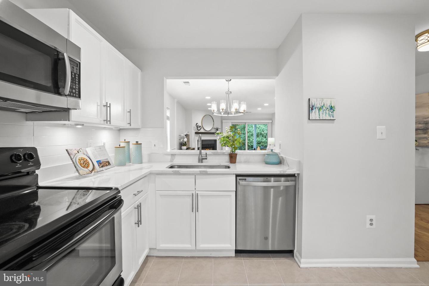 2841 YARLING CT #2841, FALLS CHURCH, Virginia 22042, 2 Bedrooms Bedrooms, ,1 BathroomBathrooms,Residential,For sale,2841 YARLING CT #2841,VAFX2254940 MLS # VAFX2254940