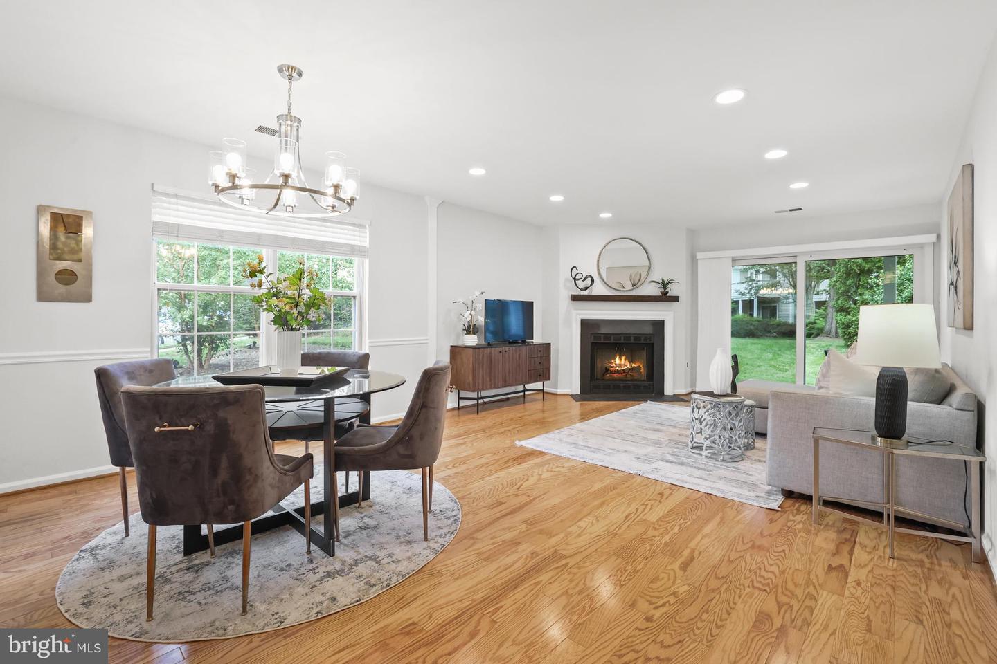 2841 YARLING CT #2841, FALLS CHURCH, Virginia 22042, 2 Bedrooms Bedrooms, ,1 BathroomBathrooms,Residential,For sale,2841 YARLING CT #2841,VAFX2254940 MLS # VAFX2254940