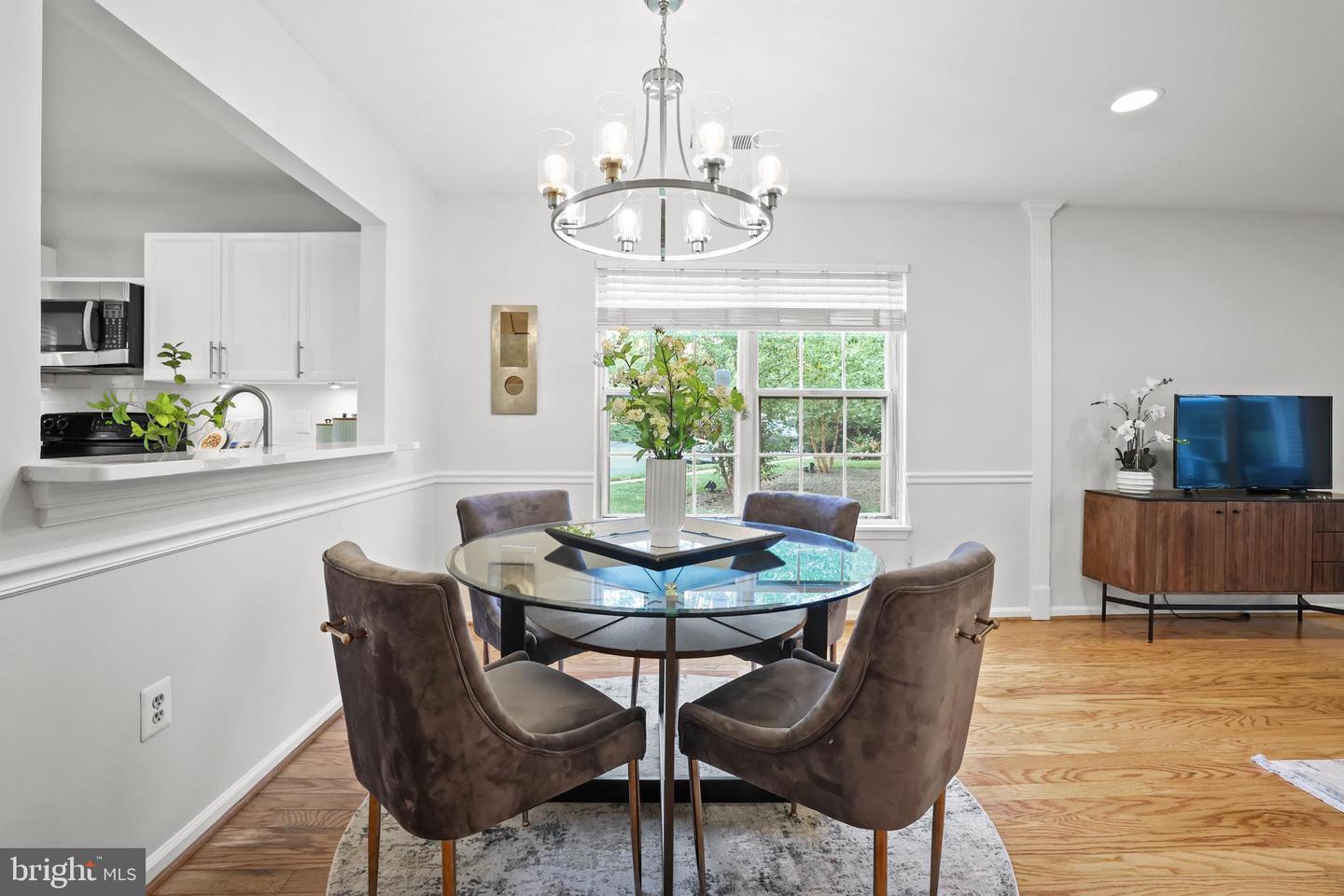 2841 YARLING CT #2841, FALLS CHURCH, Virginia 22042, 2 Bedrooms Bedrooms, ,1 BathroomBathrooms,Residential,For sale,2841 YARLING CT #2841,VAFX2254940 MLS # VAFX2254940