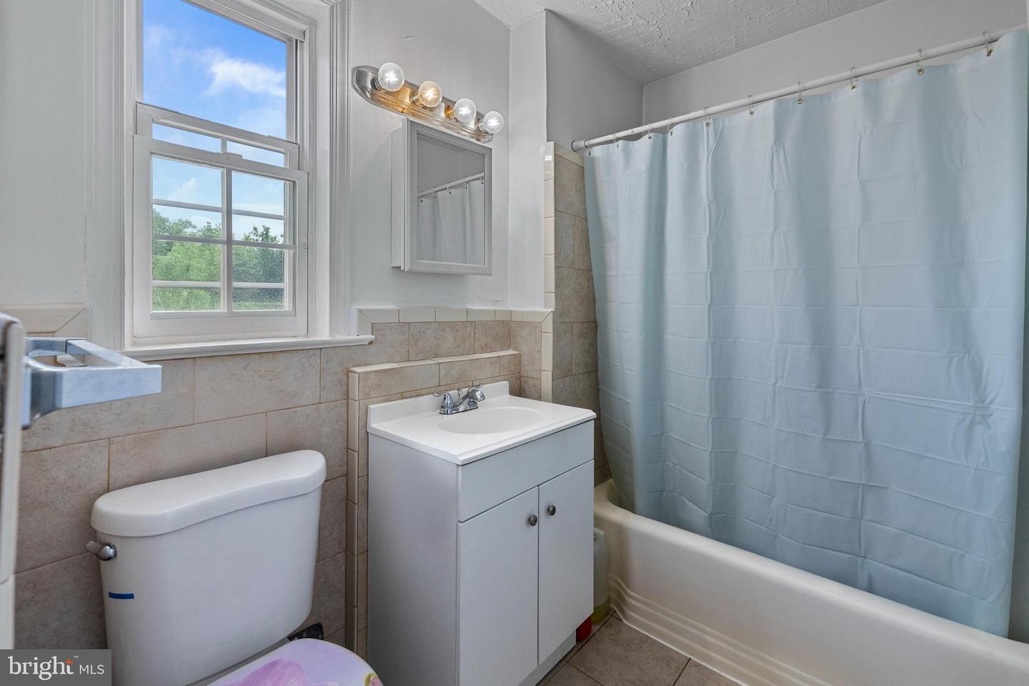 2114 SUITLAND TER SE #301, WASHINGTON, District Of Columbia 20020, 2 Bedrooms Bedrooms, ,1 BathroomBathrooms,Residential,For sale,2114 SUITLAND TER SE #301,DCDC2209894 MLS # DCDC2209894