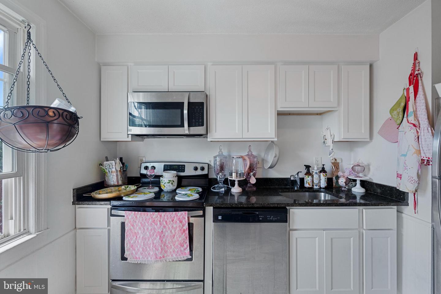 2114 SUITLAND TER SE #301, WASHINGTON, District Of Columbia 20020, 2 Bedrooms Bedrooms, ,1 BathroomBathrooms,Residential,For sale,2114 SUITLAND TER SE #301,DCDC2209894 MLS # DCDC2209894