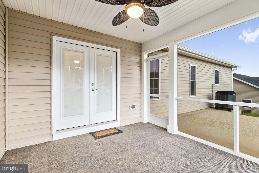 5 RIVER OAK DR, STAUNTON, Virginia 24401, 3 Bedrooms Bedrooms, ,2 BathroomsBathrooms,Residential,For sale,5 RIVER OAK DR,VASC2000686 MLS # VASC2000686