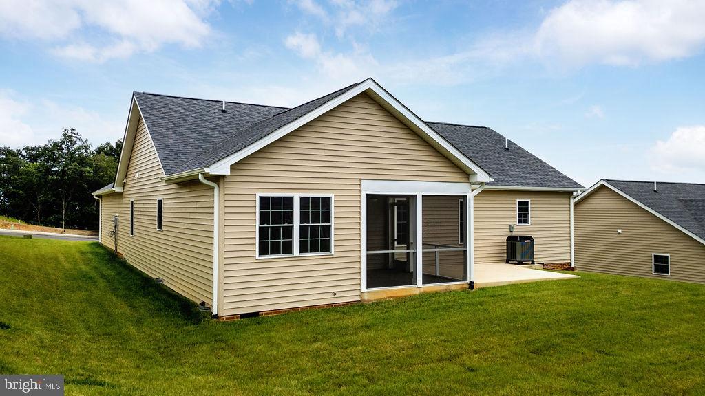 5 RIVER OAK DR, STAUNTON, Virginia 24401, 3 Bedrooms Bedrooms, ,2 BathroomsBathrooms,Residential,For sale,5 RIVER OAK DR,VASC2000686 MLS # VASC2000686