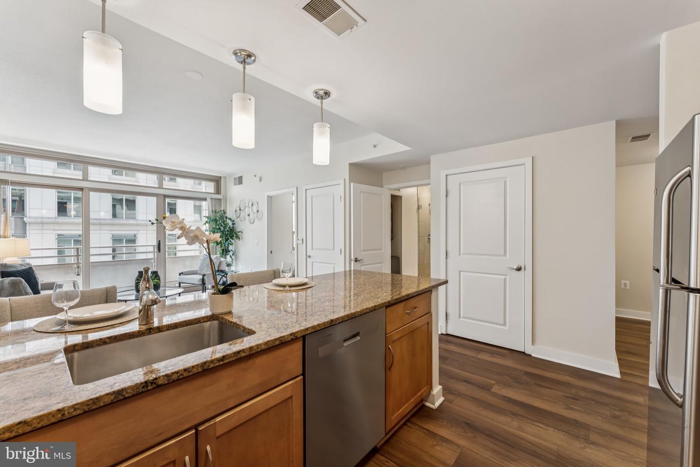 888 N QUINCY ST #409, ARLINGTON, Virginia 22203, 2 Bedrooms Bedrooms, ,2 BathroomsBathrooms,Residential,For sale,888 N QUINCY ST #409,VAAR2060626 MLS # VAAR2060626