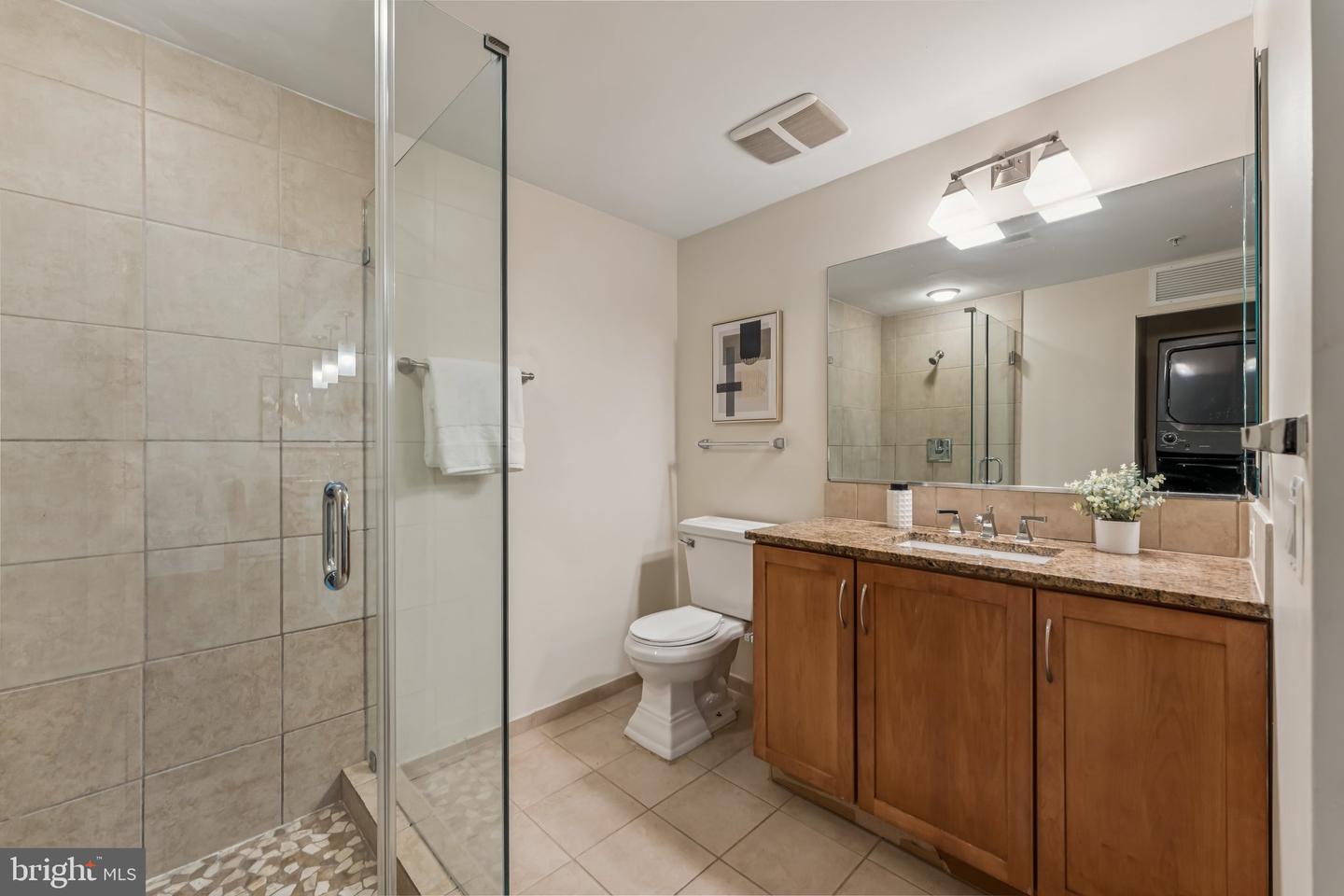 888 N QUINCY ST #409, ARLINGTON, Virginia 22203, 2 Bedrooms Bedrooms, ,2 BathroomsBathrooms,Residential,For sale,888 N QUINCY ST #409,VAAR2060626 MLS # VAAR2060626