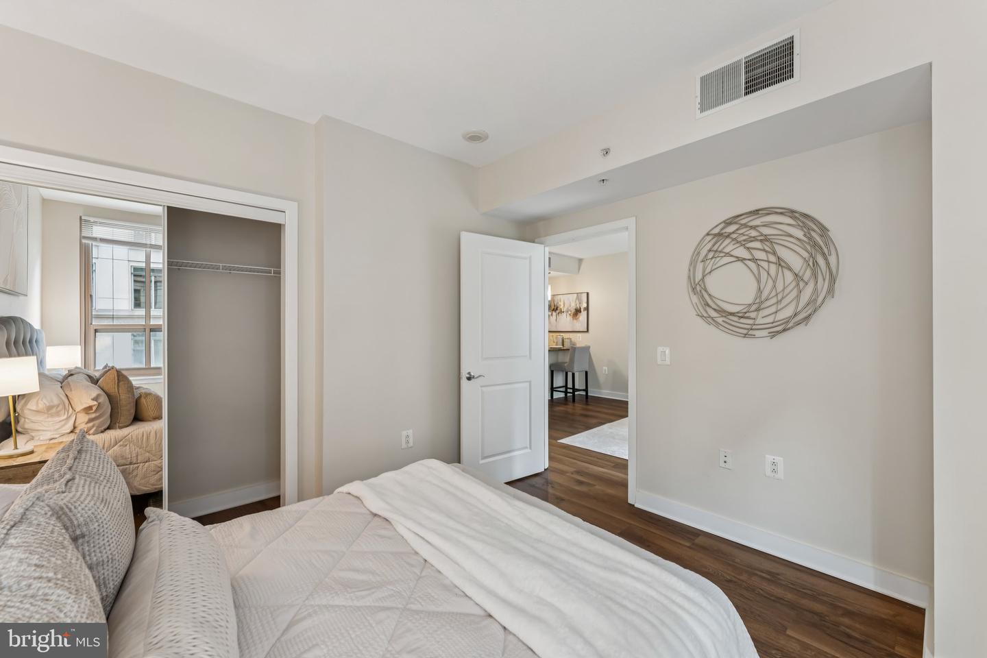 888 N QUINCY ST #409, ARLINGTON, Virginia 22203, 2 Bedrooms Bedrooms, ,2 BathroomsBathrooms,Residential,For sale,888 N QUINCY ST #409,VAAR2060626 MLS # VAAR2060626