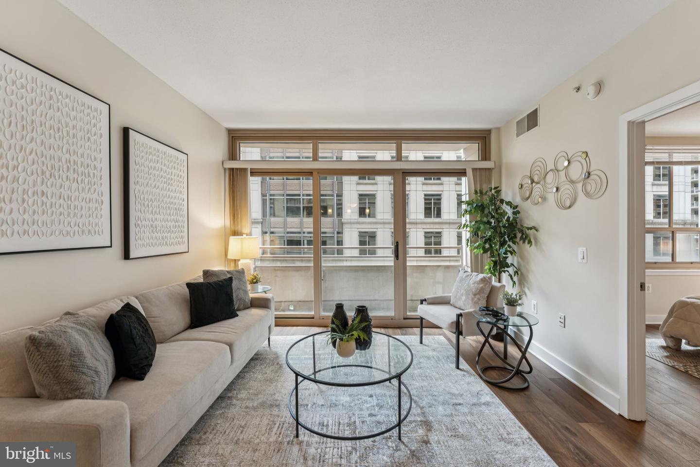 888 N QUINCY ST #409, ARLINGTON, Virginia 22203, 2 Bedrooms Bedrooms, ,2 BathroomsBathrooms,Residential,For sale,888 N QUINCY ST #409,VAAR2060626 MLS # VAAR2060626